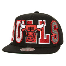 Mitchell & Ness Varsity Bust Snapback Chicago Bulls Cap HHSS6461-CBUYYPPPBLCK