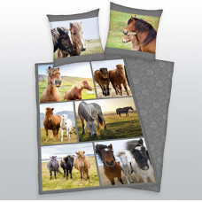 Kokvilnas gultas veļa 140x200 Horses Mosaic 9699 Horses Zirgu pelēka spilvendrāna 70x90