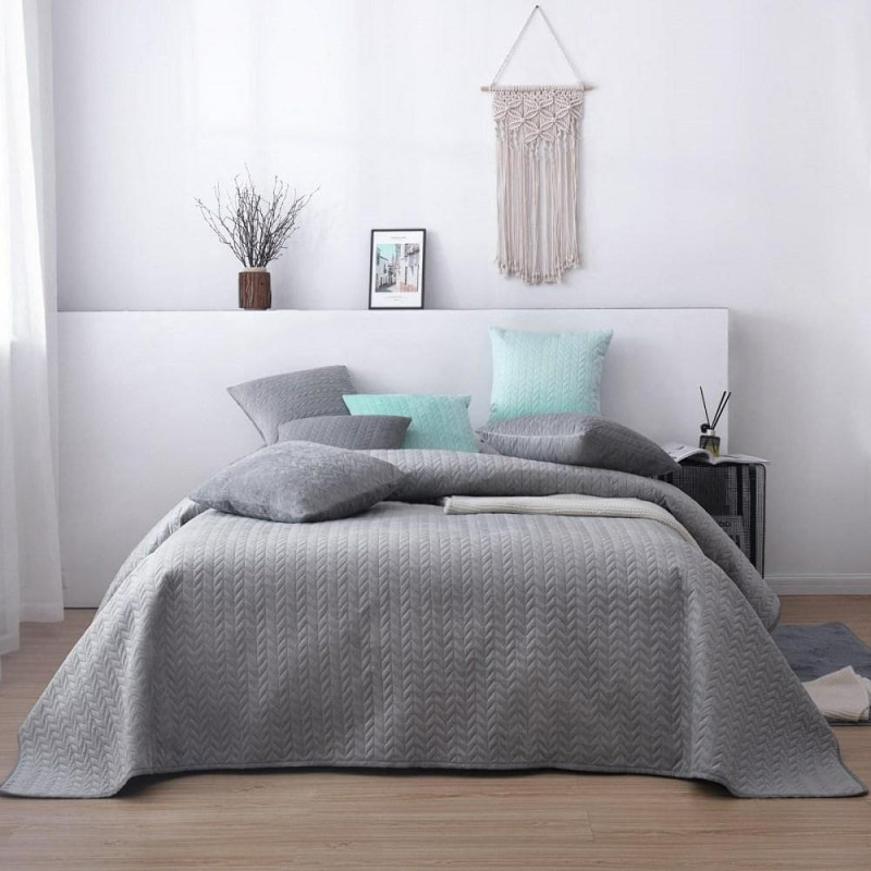 Stepēts gultas pārklājs 240x260 velūra pelēks Moxie