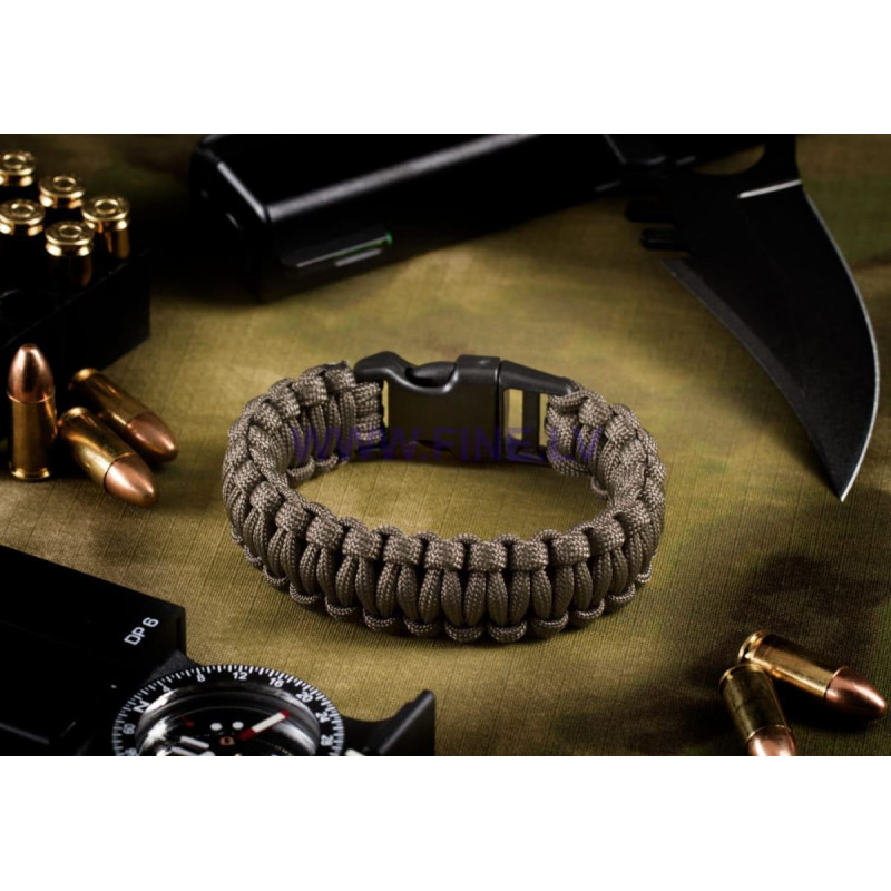 Invader Gear Paracord Bracelet