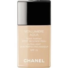 Chanel Vitalumiere Aqua SPF 15 Ultra-Light Skin Perfecting Sunscreen Make-Up 30 ml