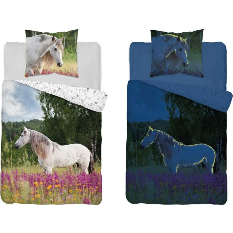 Tumsā mirdzoša gultasveļa 140x200 3853 Zirgs lavandas laukā 2312 balts ponijs zirgs kokvilnas jaunība