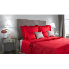 Romantica sarkana satīna gultas veļa 160x200 ar volāniem