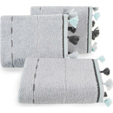 Dvieļu Ina 70x140 sudraba pomponu bārkstis 480g/m2