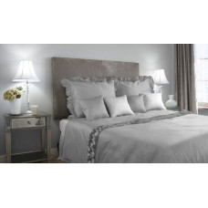 Romantica satīna gultasveļa 140x200, sudraba volāni