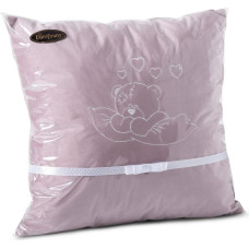 Dekoratīvais spilvens T/0491 Meklanie lācīša dekoratīvā spilvendrāna 40x40 pūderis + ieliktnis