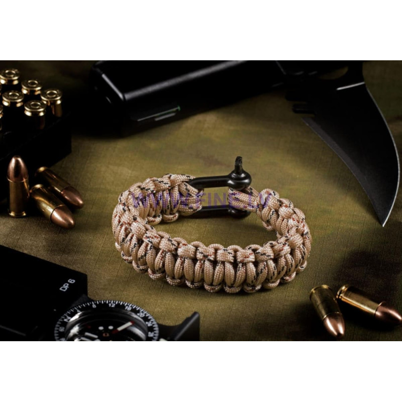 Invader Gear Shackle Bracelet