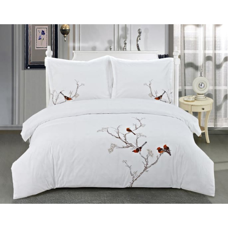 Satīna gultasveļa 200x220 Debesu krēmbrūna ar izšūtiem ziediem