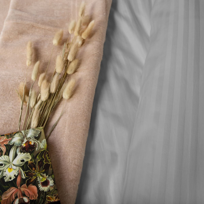 Satīna gultas veļa 180x200, pelēkas svītras, vienkrāsains Cizgili, damasts