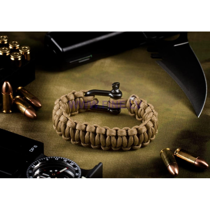 Invader Gear Shackle Bracelet