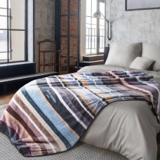 Akrila gultas pārklājs sega 160x240 Adela 460g/m2 mix Pierre Cardin