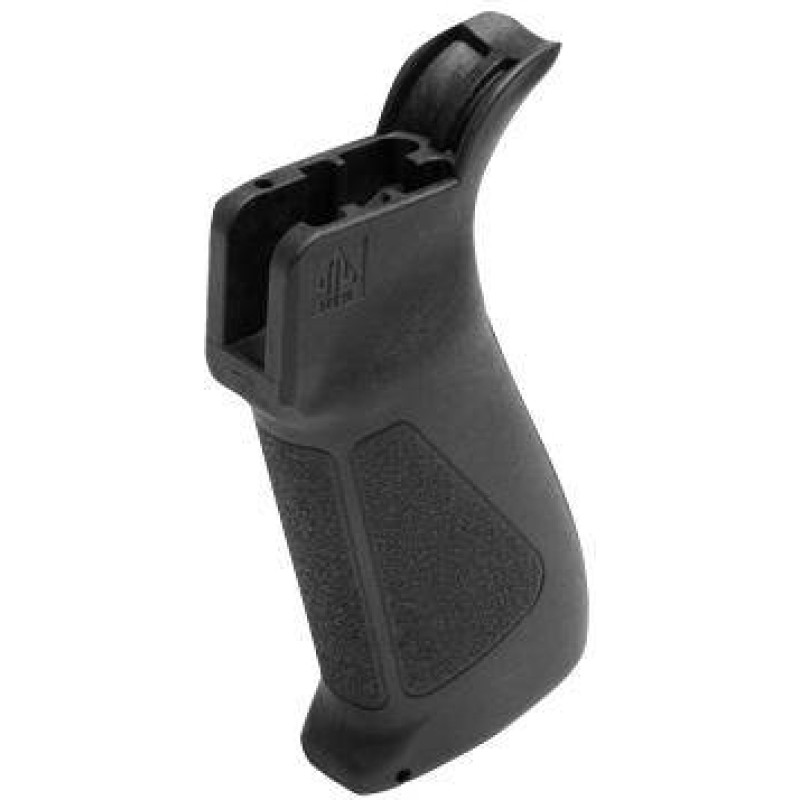 UTG - AR15 Super Slim pistoles rokturis - melns - RBT-APG01B