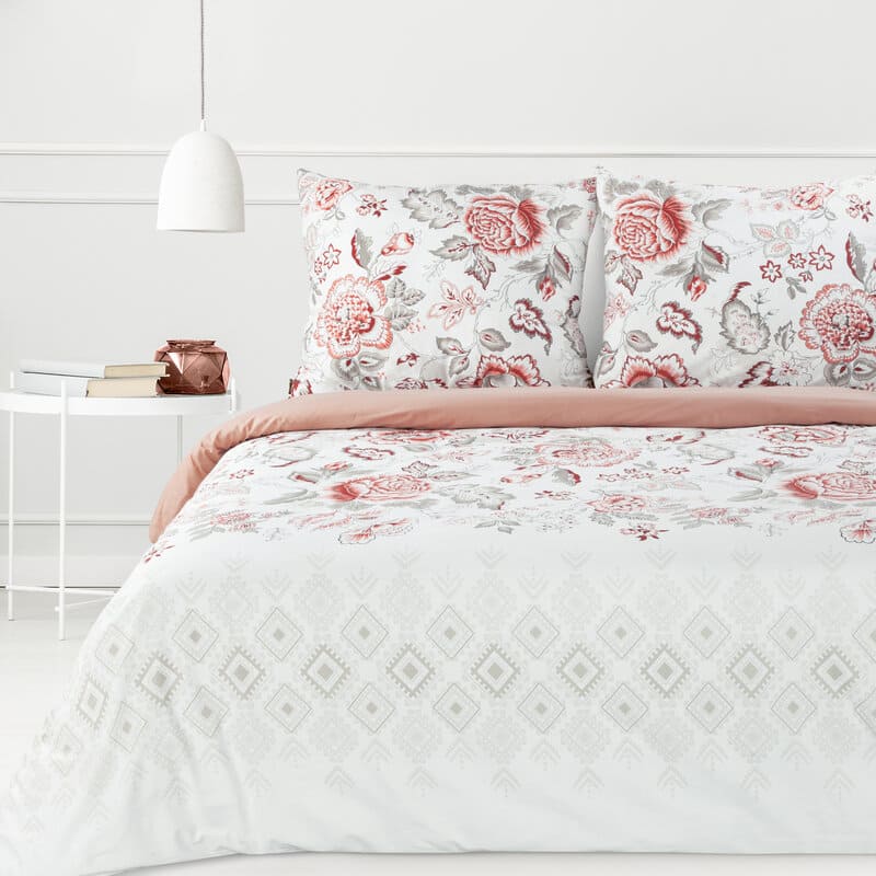 Kokvilnas gultasveļa 140x200 Sara 33 balti aprikožu ziedi