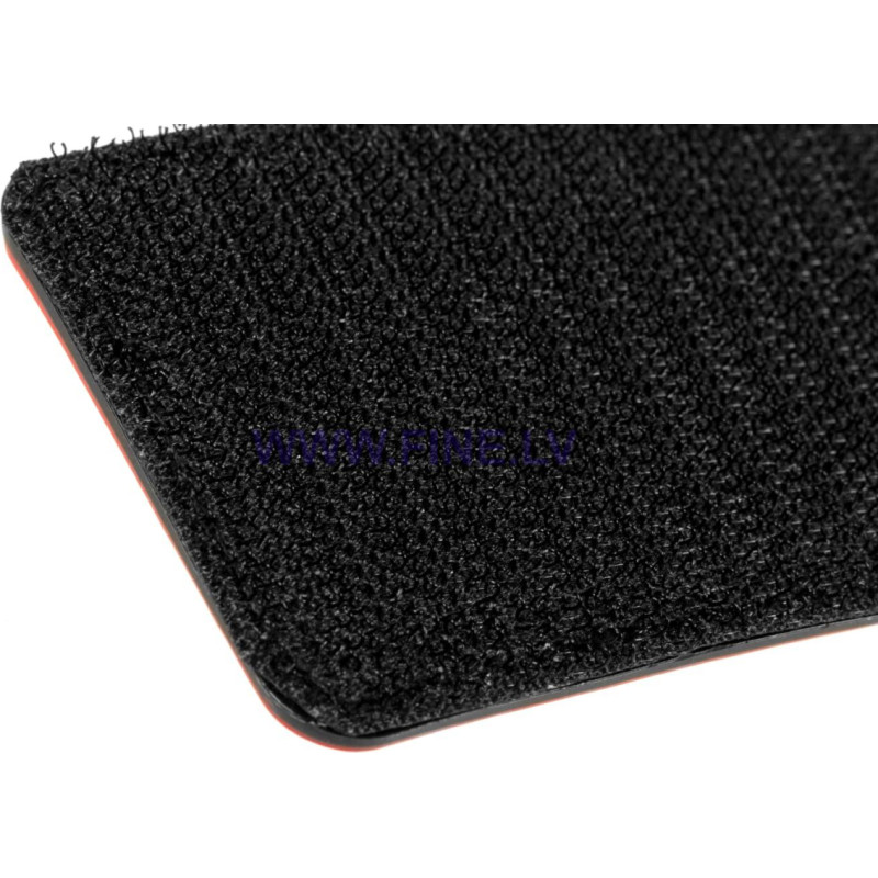 JTG Saglabājiet mieru un uzņemiet gumijas plāksteri