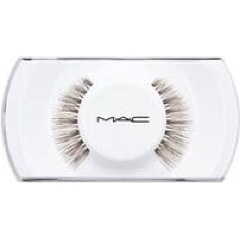 MAC Lash 80 Romantic - Soft, crisscrossed lashes for a romantic look.