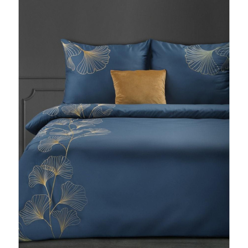 Satīna gultasveļa 220x200 Izšuvums 2 tumši zilas izšūtas zelta ginkgo lapas