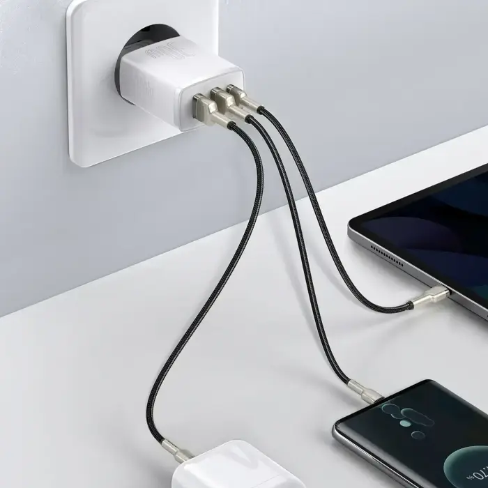 Baseus Compact tīkla lādētājs | 30W | PD | USB-A, USB-C | balts Foto 12
