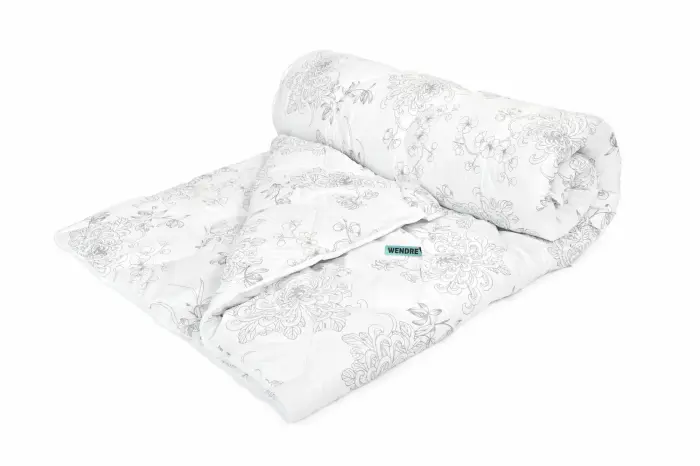 Blommenslyst All-Season Microfiber Duvet 200x220 cm White Floral Pattern