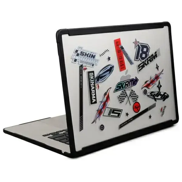 Skinarma Henko ümbris MacBook Air 15" (M3-M2) jaoks – matt läbipaistev