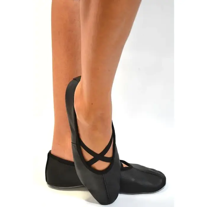 BLACK BALLET batai WITH ELASTIC STRAP SIZE 36