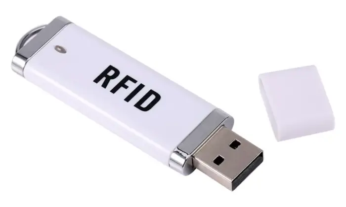 RFID lasītājs 125kHz, připojení k PC caur USB, přímý zápis do txt/xls