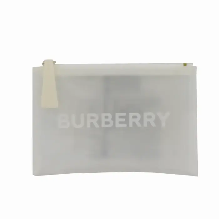 Burberry, Tekstiilist meigikott