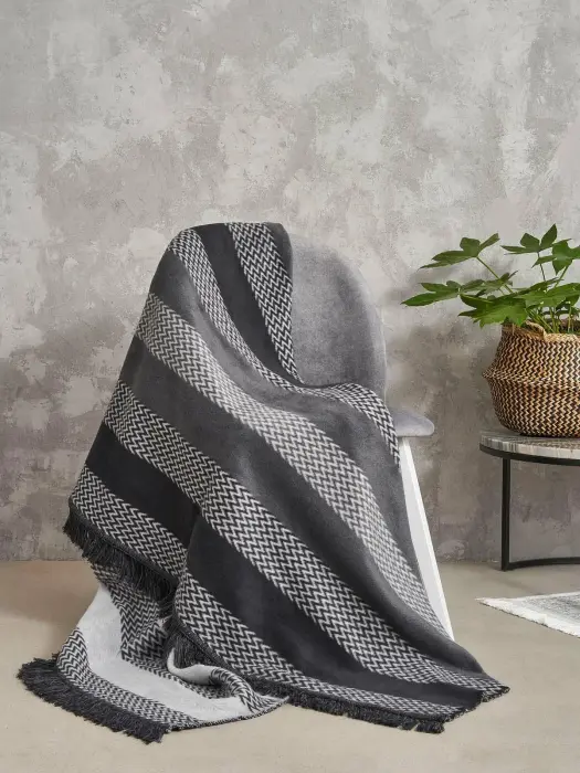 Kokvilnas akrila pleds 150x200 cm 2144/2 Zigzag stripes grafīta
