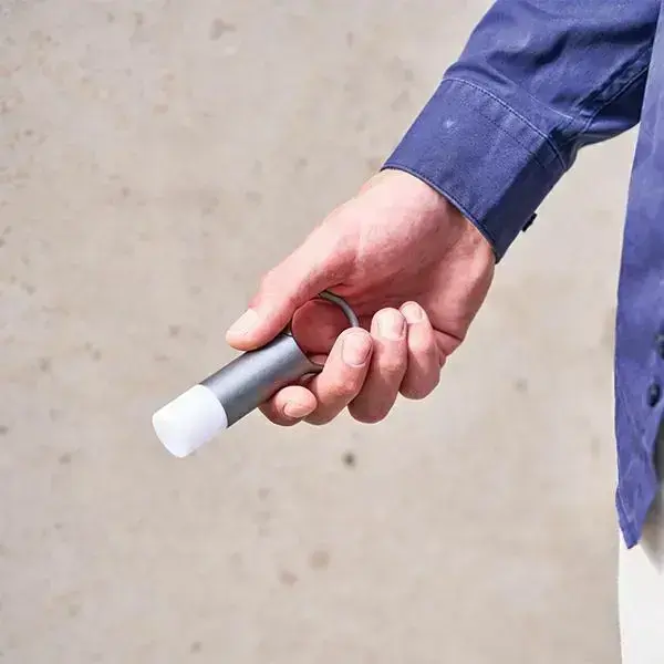 Lexon Nomaday Flash LED atslēgu piekariņš – pelēks Foto 15