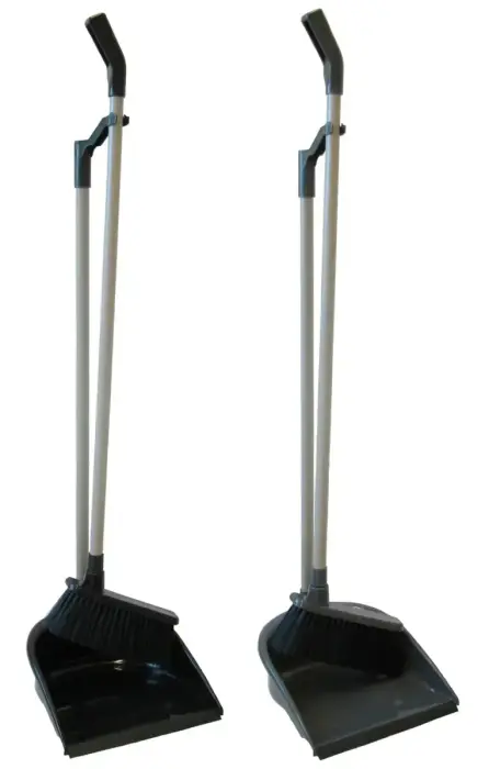 Long-handled brush for scooping