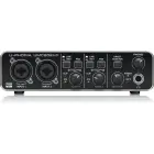 Behringer UMC202HD USB audio interface — Photo 1