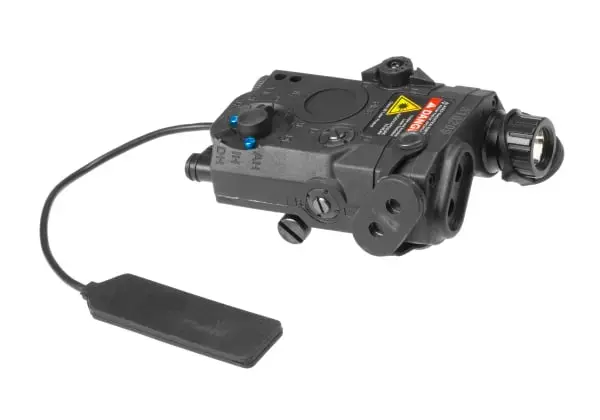 AN/PEQ-15 apšvietimo ir lazerio modulis