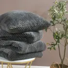 Microfiber Throw Blanket Monte Graphite 200x220 cm — Photo 3