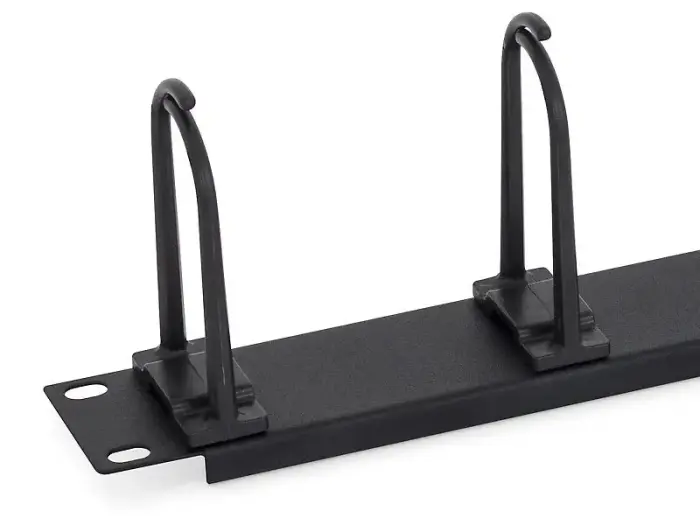 Triton 19" vyvaz. panel 1U plastmasas 5 x úchytka velká BK