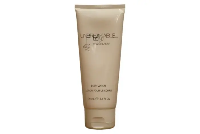 Khloe And Lamar Unbreakable Bond Mitrinošs ķermeņa losjons 100 ml