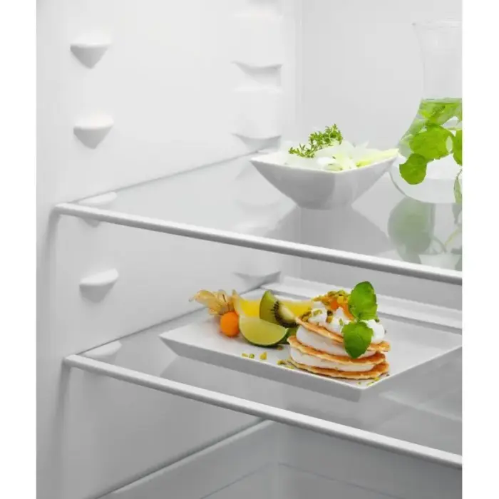 ELECTROLUX ERD6DE18S1 külmkapp