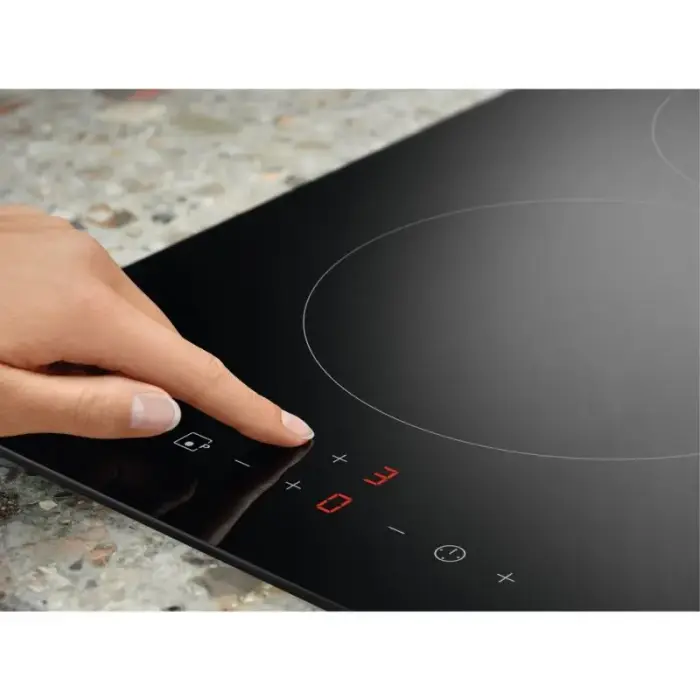 ELECTROLUX LIT30230C Induction Hob