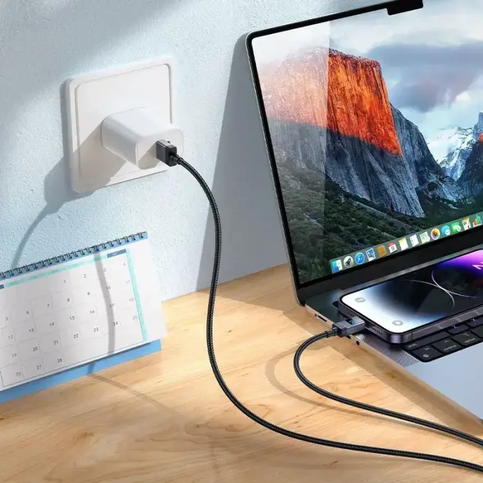 Cable USB A to Lightning Hoco 2,4A with display 1 m X118 black Photo