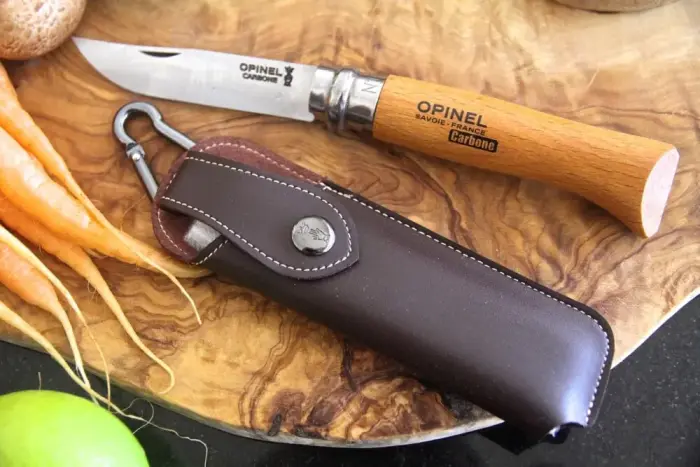 Opinel Classic No. 8 Carbon saliekamais nazis – dāvanu kastīte Foto 5