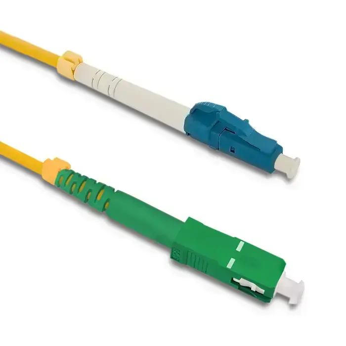 Qoltec optiskais patchcord kabelis LC/UPC - SC/APC | Vienmoda | 9/125 | G652D | Simplekss | 20m