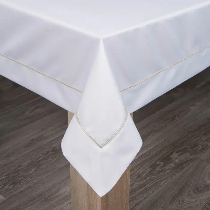 Obrus 140x220 Madele biały złota lamówka w pudełku Eurofirany