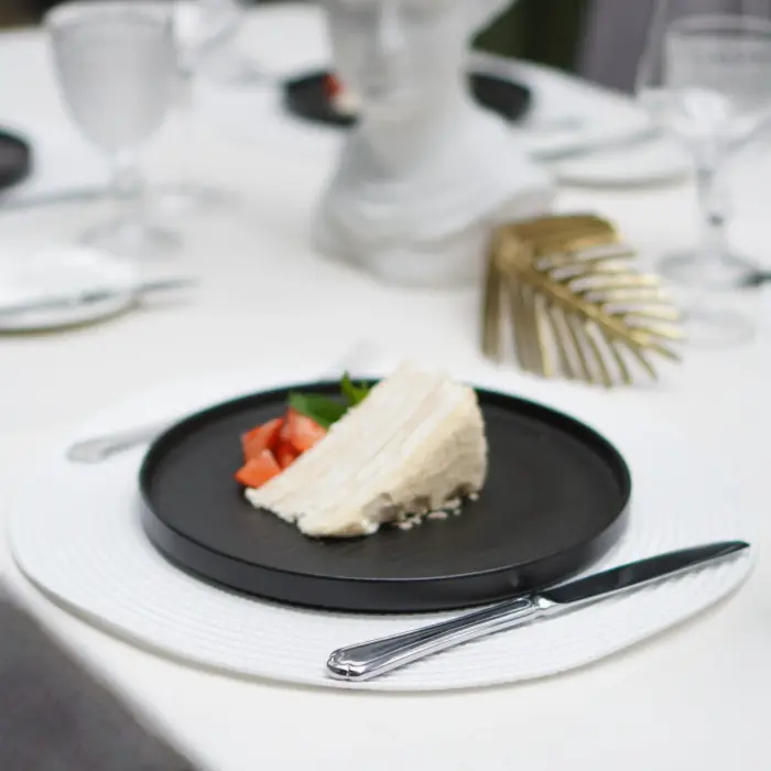 Chef table placemat, diameter 38 cm, white, round Photo