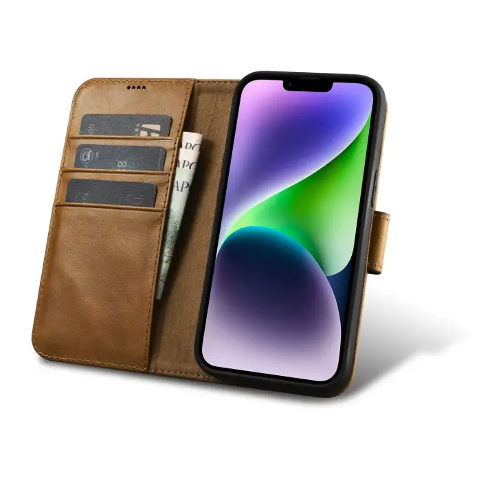 Кожаный чехол-книжка iCarer 2-in-1 для iPhone 14 Plus с Anti-RFID - Светло-коричневый