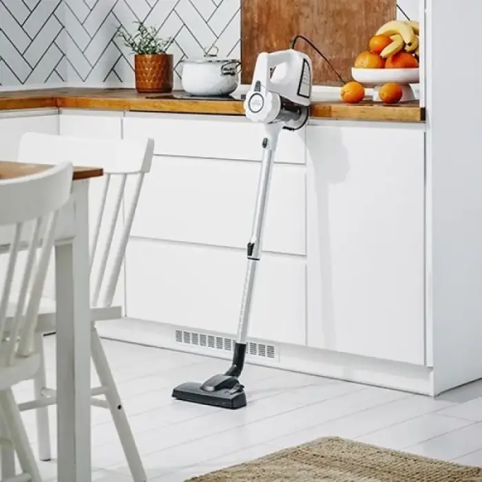 Ручной пылесос ADLER AD 7036w белый