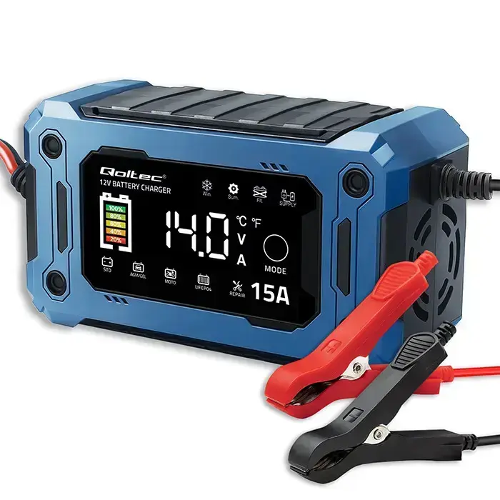 Qoltec Intelligent Microprocessor Charger 12V 15A – LCD